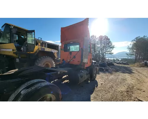 MACK CH612 Cab