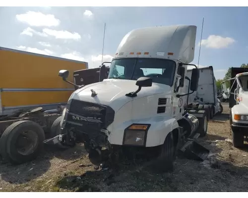 MACK CH612 Complete Vehicle