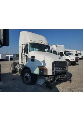 MACK CH612 Complete Vehicle