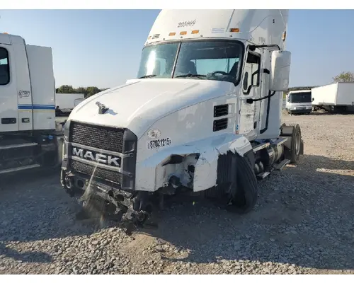 MACK CH612 Complete Vehicle