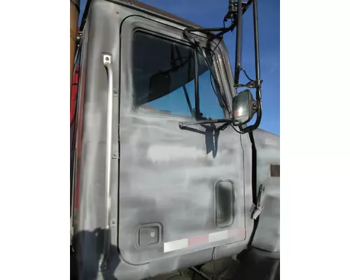 MACK CH612 DOOR ASSEMBLY, FRONT