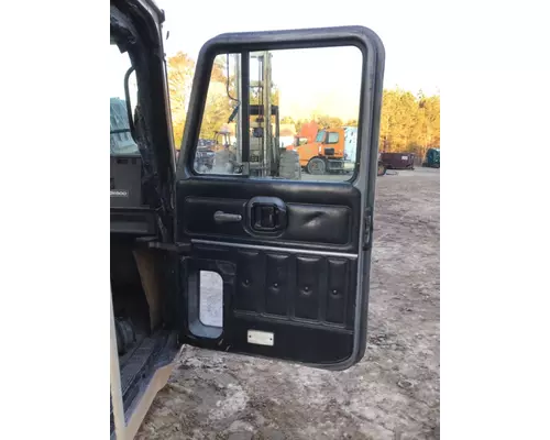 MACK CH612 DOOR ASSEMBLY, FRONT