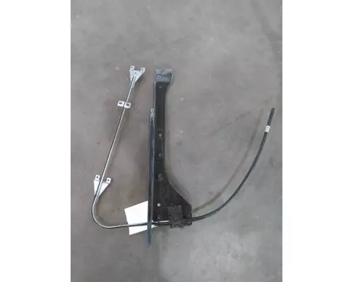 MACK CH612 DOOR WINDOW REGULATOR