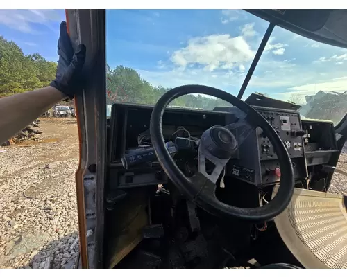 MACK CH612 Dash Assembly