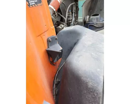 MACK CH612 FENDER, SPLASH SHIELDGUARD