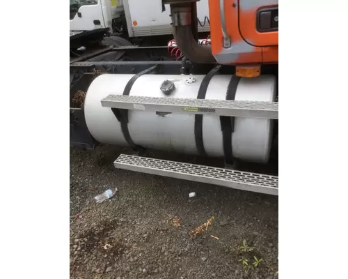 MACK CH612 FUEL TANK