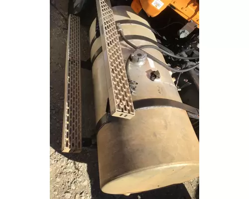 MACK CH612 FUEL TANK