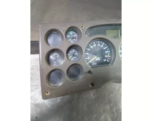 MACK CH612 GAUGE CLUSTER