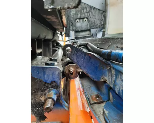 MACK CH612 HOOD HINGE