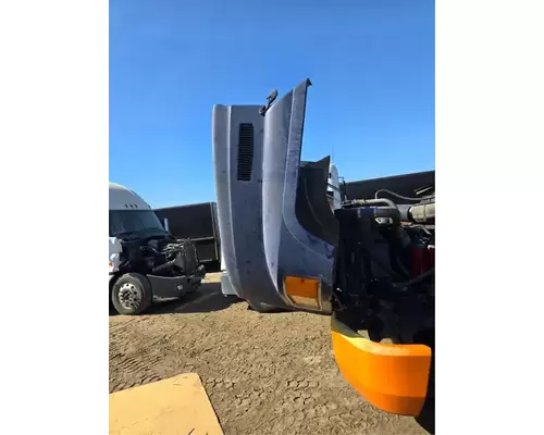 MACK CH612 Hood