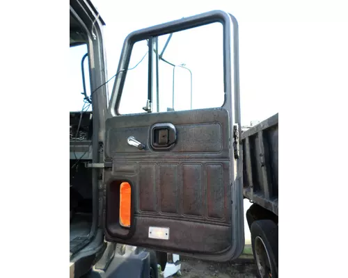 MACK CH612 MIRROR ASSEMBLY CABDOOR