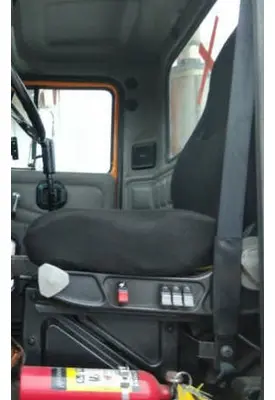 MACK CH612 SEAT, FRONT
