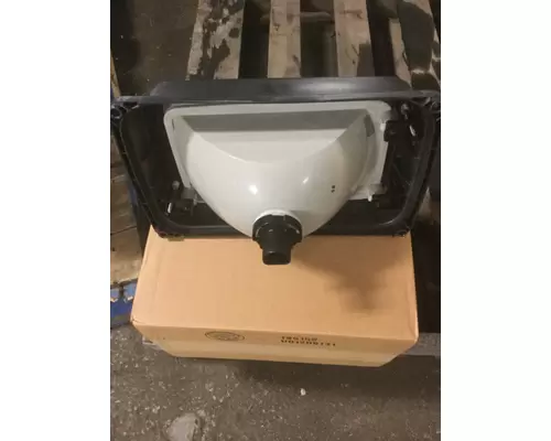 MACK CH613 1988-2005 HEADLAMP ASSEMBLY