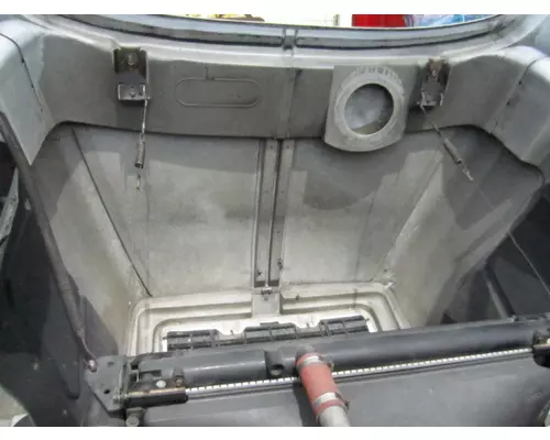 MACK CH613 1990-2006 HOOD