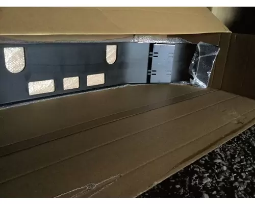 MACK CH613 1994-2005 BUMPER ASSEMBLY, FRONT