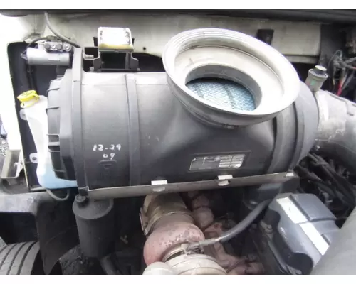 MACK CH613 AIR CLEANER