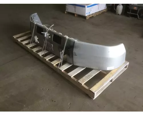 MACK CH613 BUMPER ASSEMBLY, FRONT