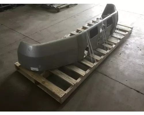 MACK CH613 BUMPER ASSEMBLY, FRONT