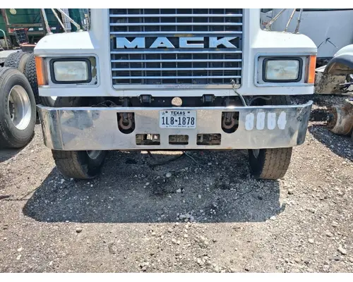 MACK CH613 Bumper Assembly, Front