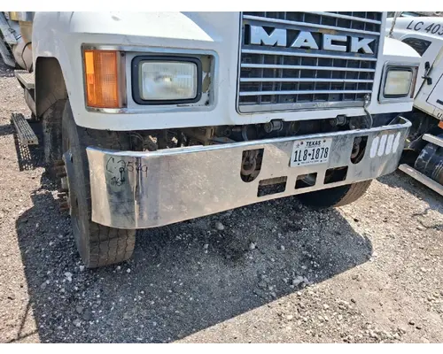 MACK CH613 Bumper Assembly, Front