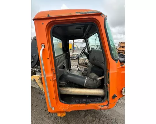 MACK CH613 CAB