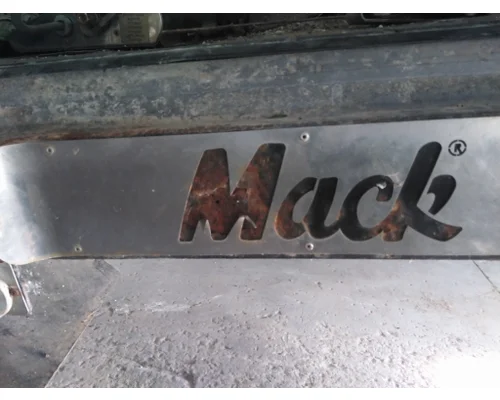 MACK CH613 CAB