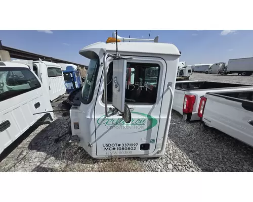 MACK CH613 Cab Assembly