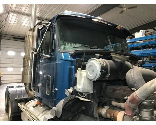 MACK CH613 Cab Assembly