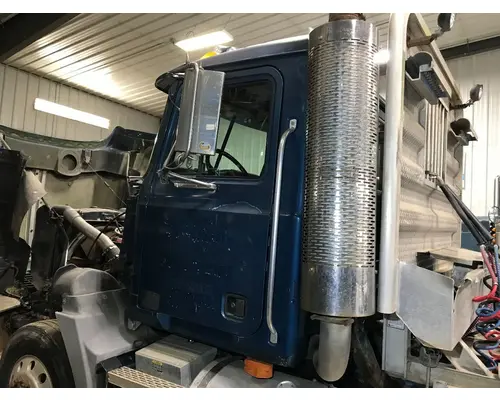 MACK CH613 Cab Assembly
