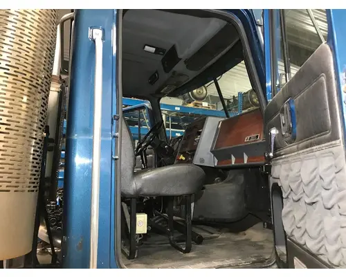 MACK CH613 Cab Assembly