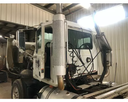 MACK CH613 Cab Assembly