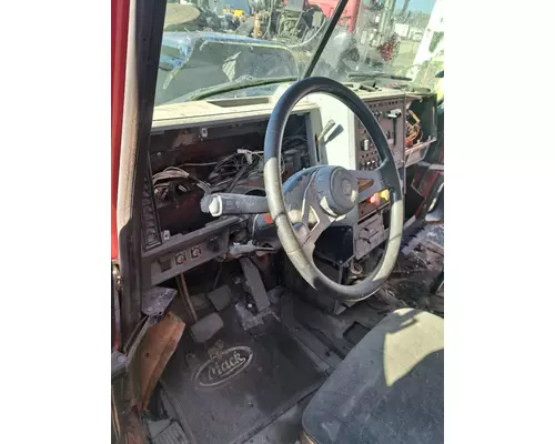 MACK CH613 Cab Mount