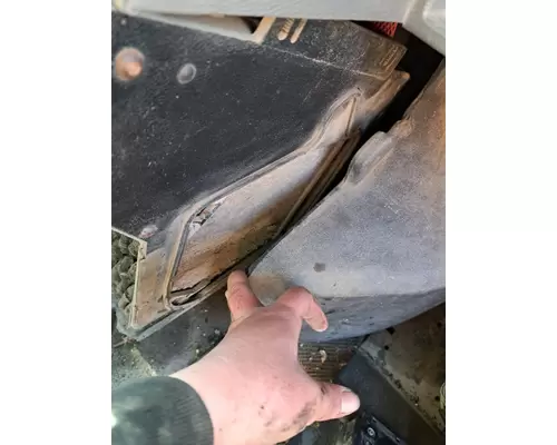 MACK CH613 Cab Mount