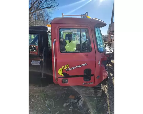 MACK CH613 Cab or Cab Mount