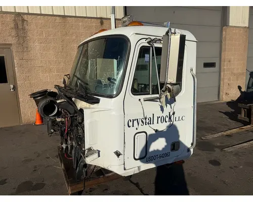 MACK CH613 Cab
