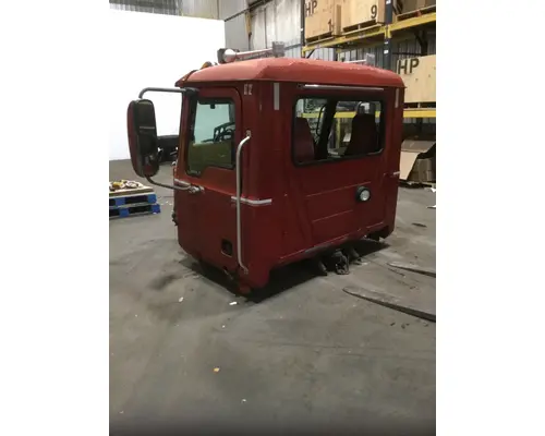 MACK CH613 Cab