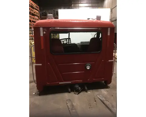 MACK CH613 Cab