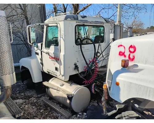 MACK CH613 Cab