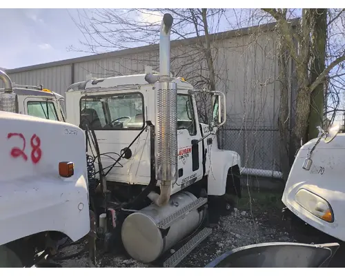 MACK CH613 Cab