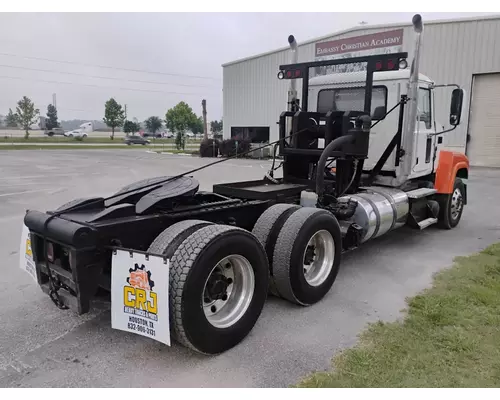MACK CH613 Complete Vehicle