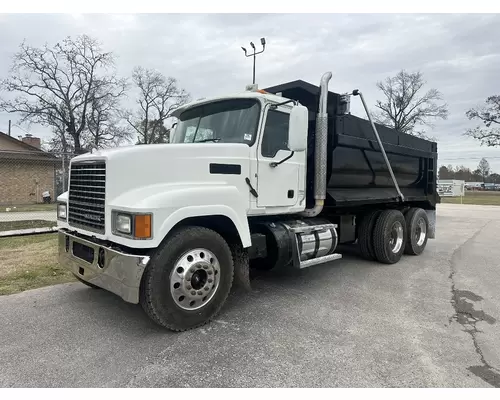 MACK CH613 Complete Vehicle