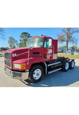 MACK CH613 Complete Vehicle