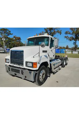 MACK CH613 Complete Vehicle