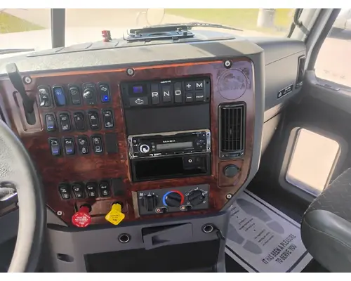 MACK CH613 Complete Vehicle