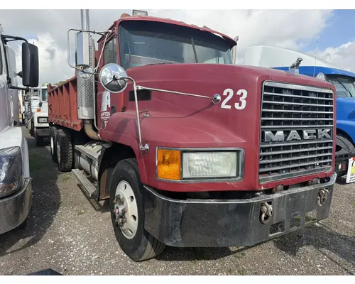 MACK CH613 Complete Vehicle
