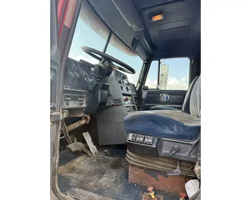 MACK CH613 Complete Vehicle