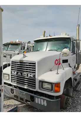 MACK CH613 Complete Vehicle