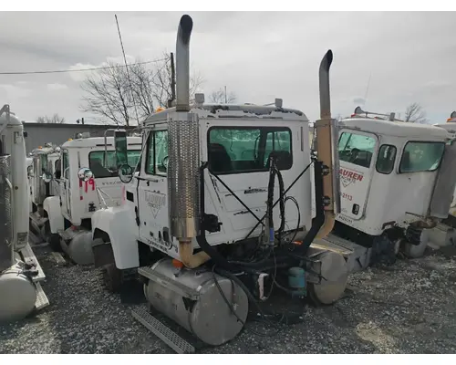 MACK CH613 Complete Vehicle