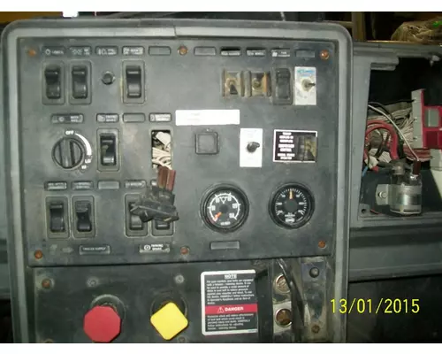 MACK CH613 DASH PANEL