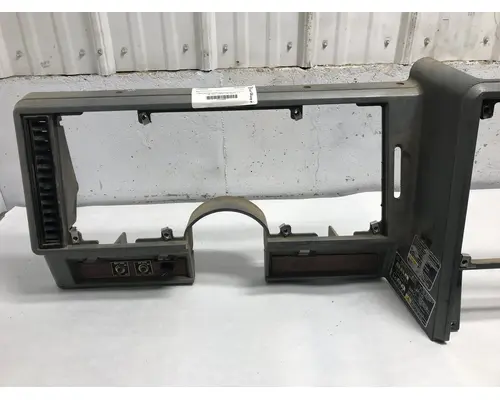 MACK CH613 Dash Assembly